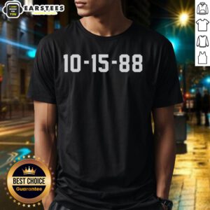 Alt Text: Vintage Top Dan Patrick T-Shirt from 10-15-88 featuring iconic sports graphics and bold colors, perfect for collectors.