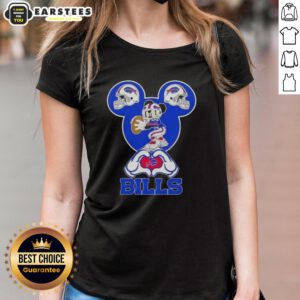 Good Mickey hands form a heart with love for Cincinnati Bengals football on a ladies tee shirt.