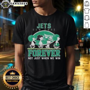 Alt Text: Awesome Snoopy and Charlie Brown New York Jets Forever T-Shirt showcasing team spirit and loyalty, perfect for fans.