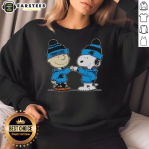 Alt Text: Cute Carolina Panthers Snoopy and Charlie Brown Best Friends Sweatshirt featuring vibrant graphics and cozy design.