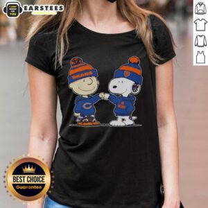 Alt Text: Cute Chicago Bears Snoopy and Charlie Brown best friends graphic on a ladies tee, perfect for fans and casual wear.