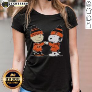 Alt Text: Cute Cincinnati Bengals Snoopy and Charlie Brown best friends ladies tee featuring vibrant team colors and playful design.