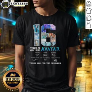 Good 16 Years 2009-2025 Avatar Movies 3 Thank You For The Memories T-Shirt showcasing signatures and vibrant graphics.