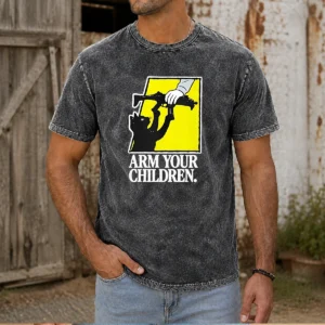 Pretty Black Cat With Gun Satire Arm Your Children Washed T-Shirt